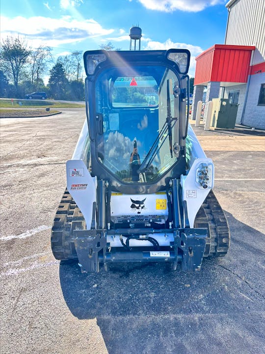 Bobcat T595