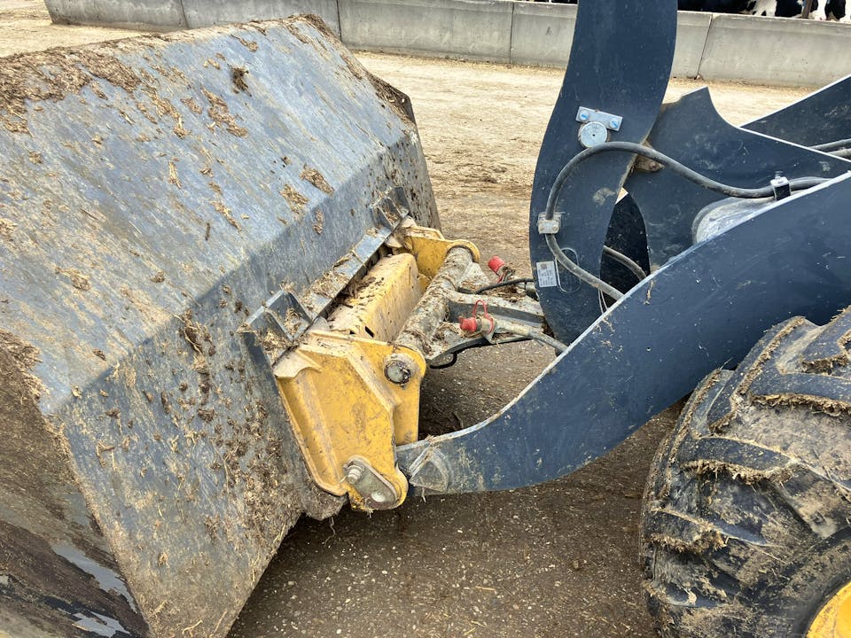 Berlon Hi volume bucket