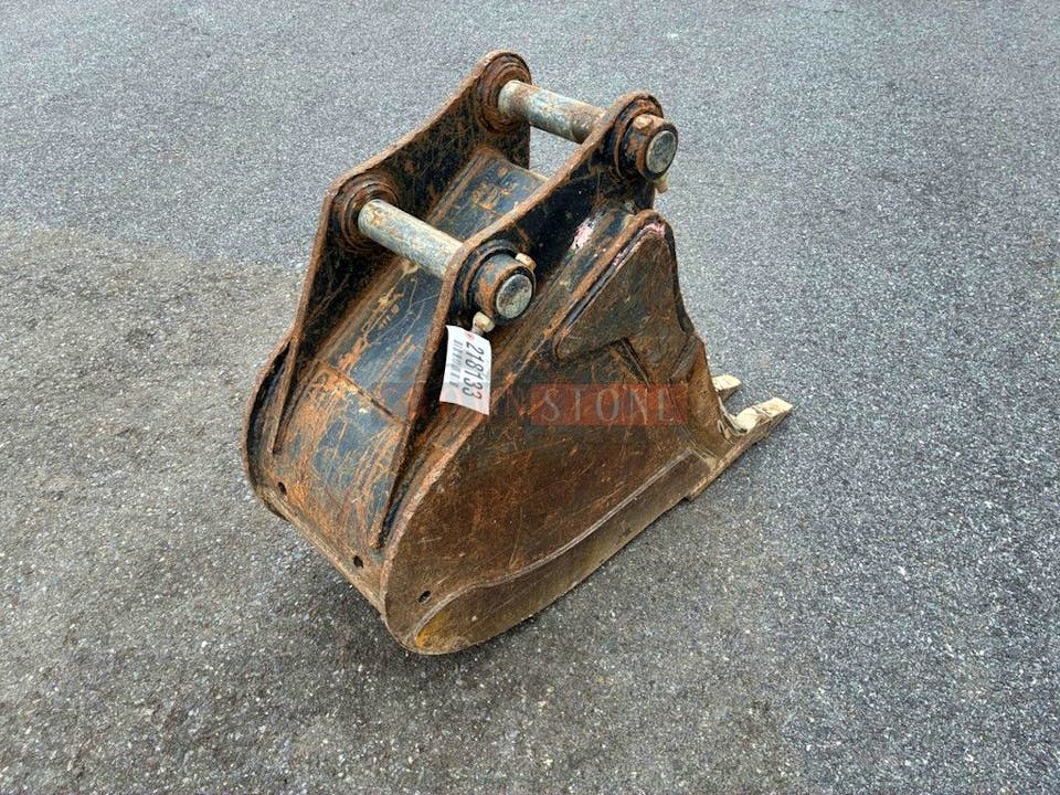 Bobcat 18" Pin On Trenching Buclet - CL6