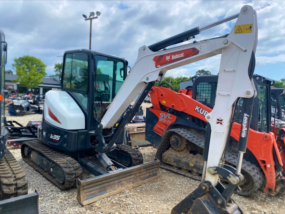 Bobcat E35