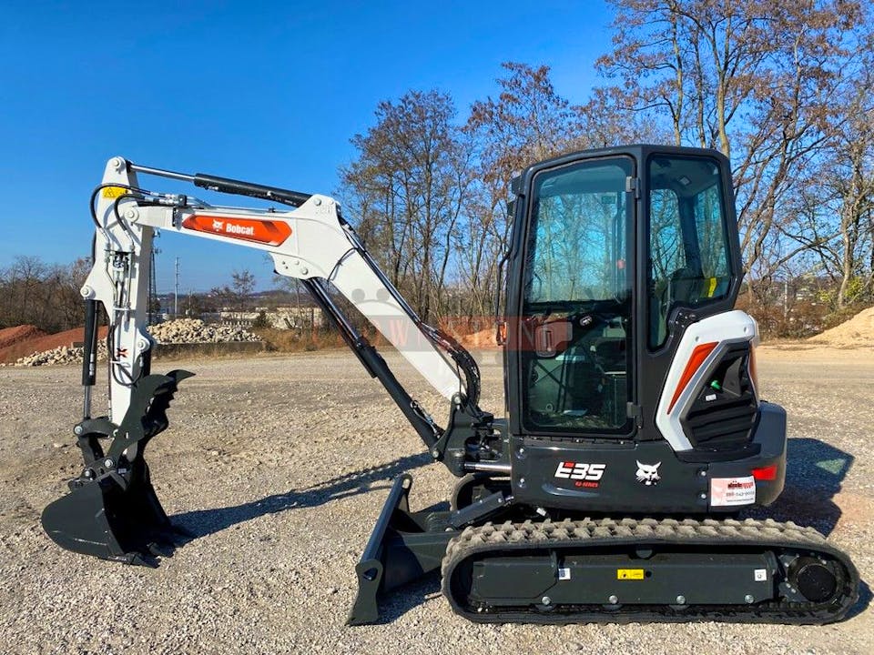 Bobcat E35i R2