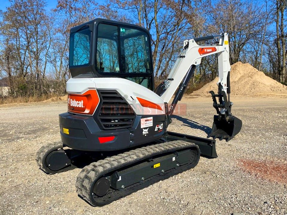 Bobcat E40