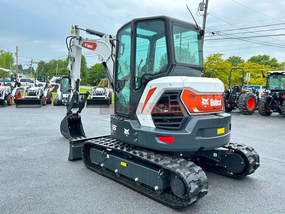 Bobcat E55 R2