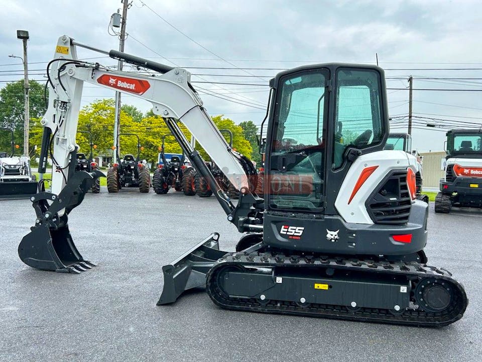 Bobcat E55 R2