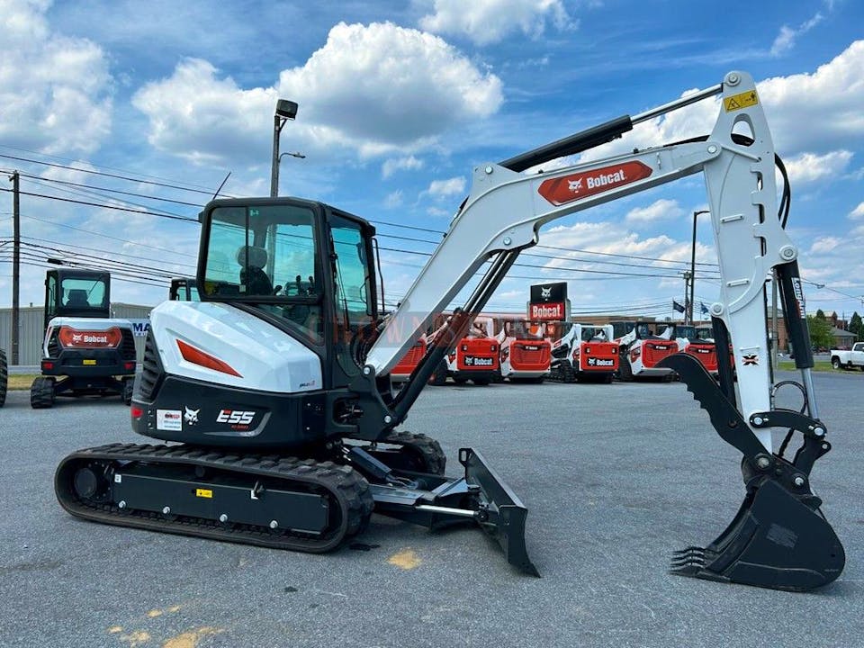 Bobcat E55 R2