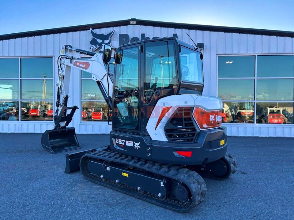Bobcat E60 R2