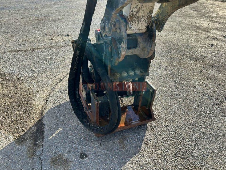 Bobcat PCF34 Vibratory