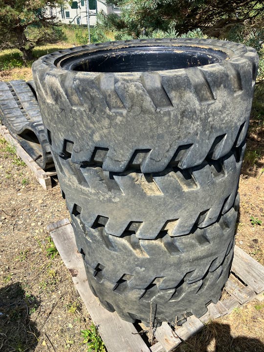 Camso 33x12-20