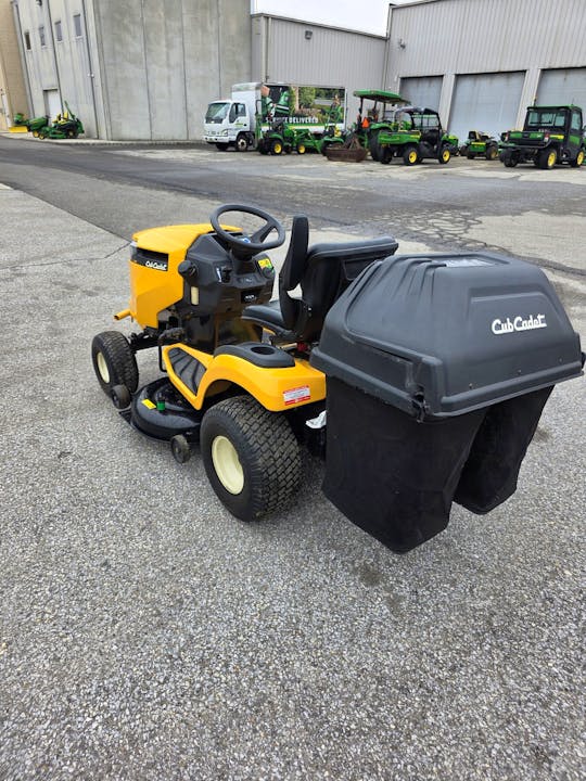 Cub Cadet LX42