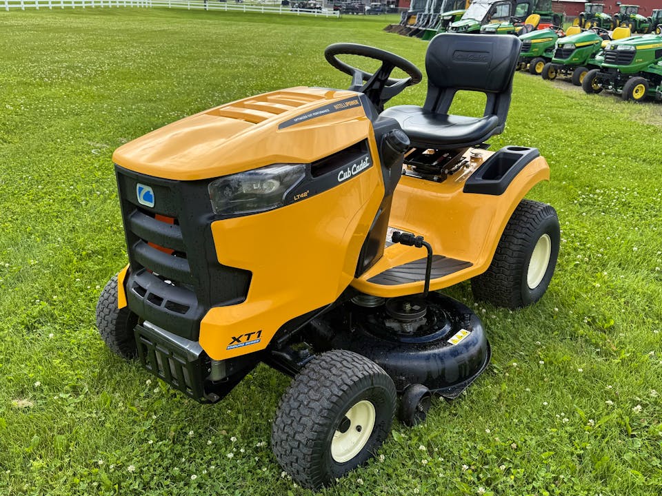 Cub Cadet XT1 LT42” Enduro Series