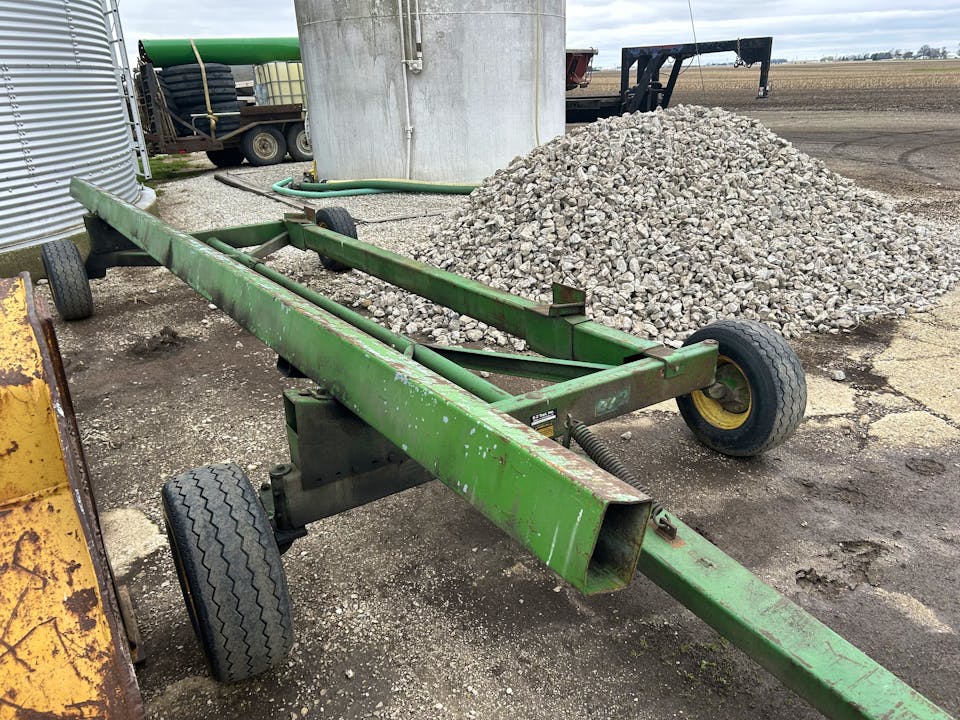 E-Z Trail 20’ Head Hauler