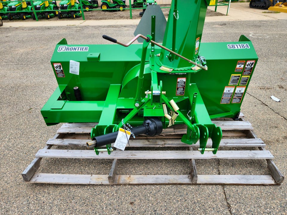 Frontier SB1184 Snowblower