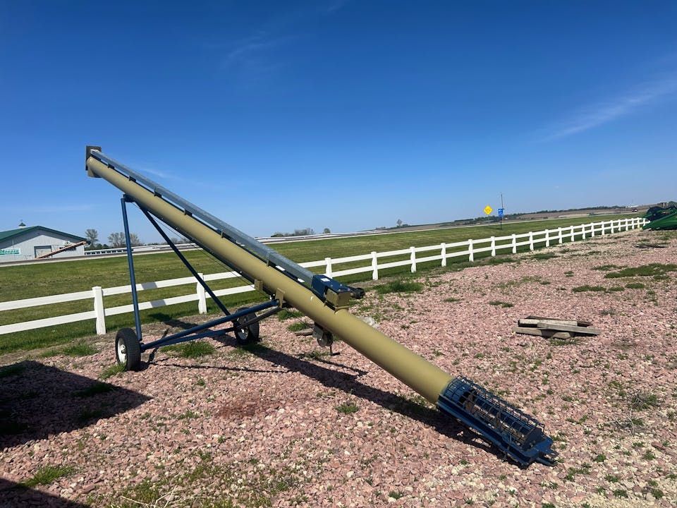 Harvest International 10x31