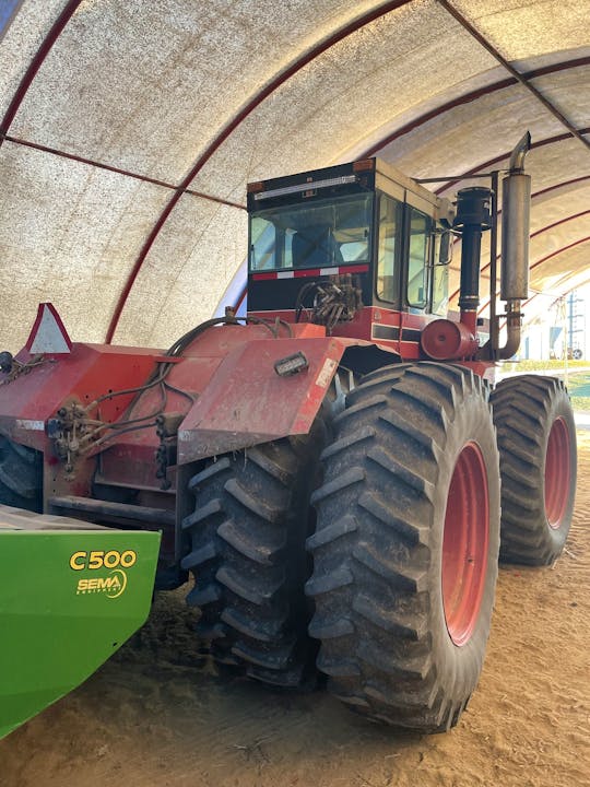 International Harvester 4586