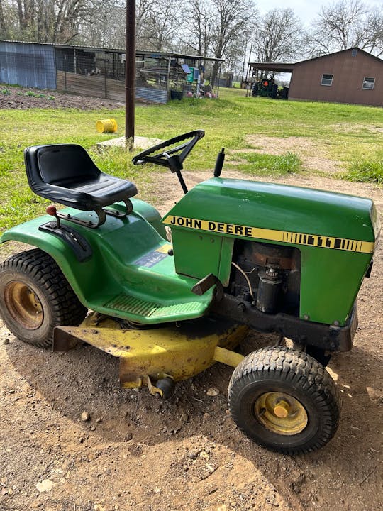 John Deere 111