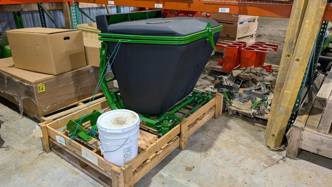 John Deere 14 Bushel DumpFrom Seat