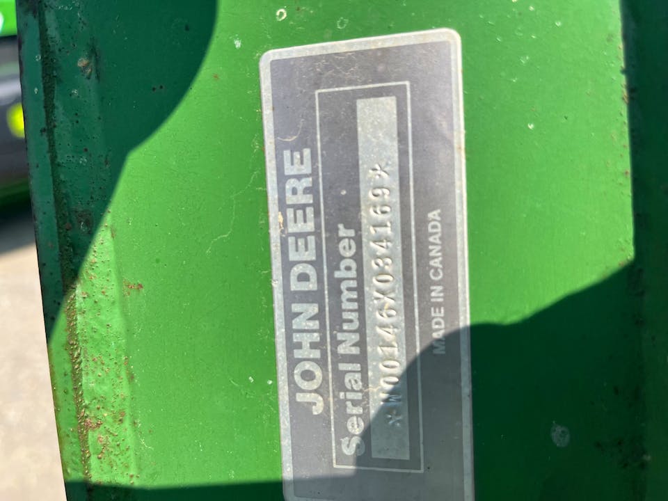 John Deere 146 Loader