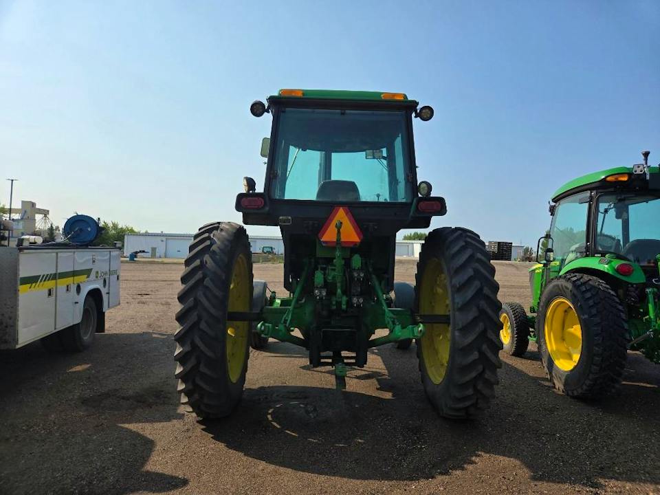 John Deere 4440