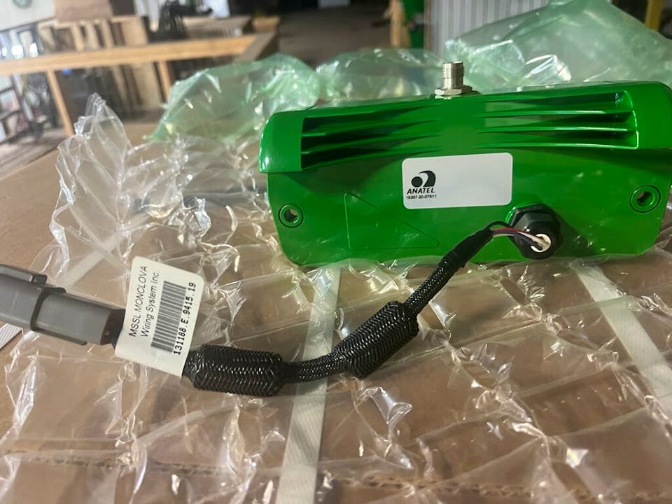 John Deere 450 RTK radio