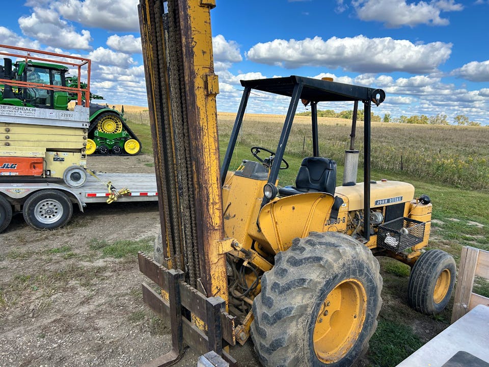 John Deere 480-B