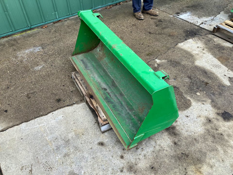 John Deere 49IN Standard Utility Bucket