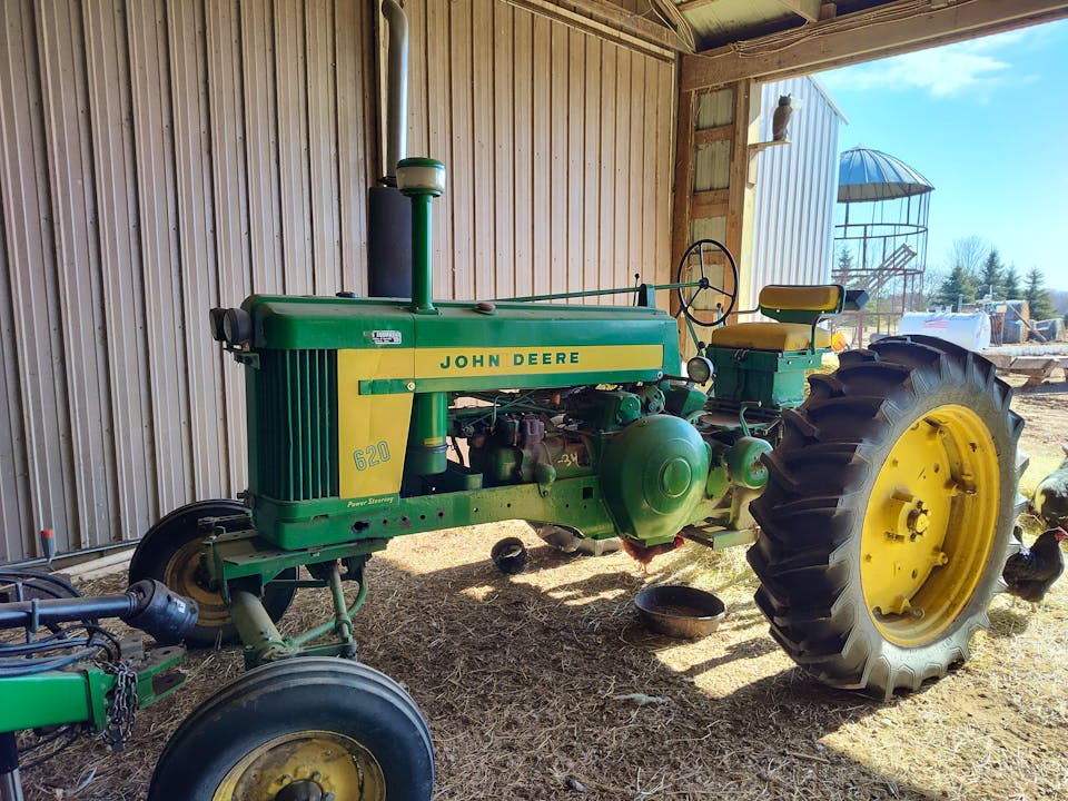 John Deere 620