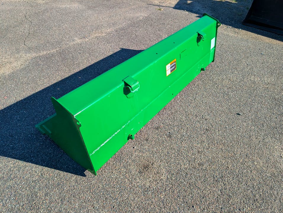 John Deere 73" bucket
