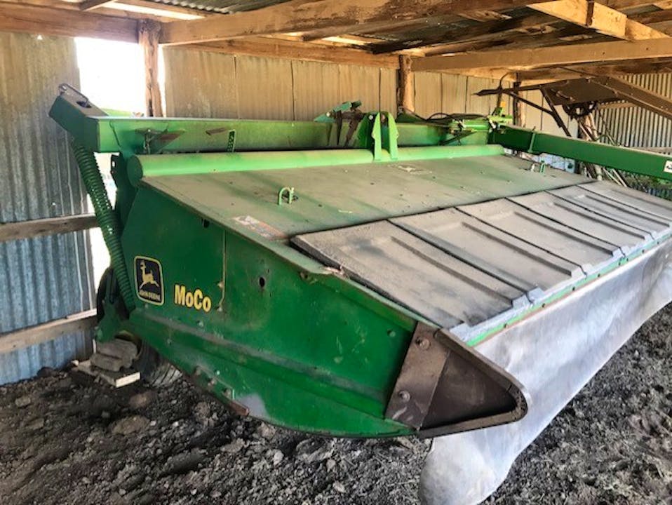 John Deere 925