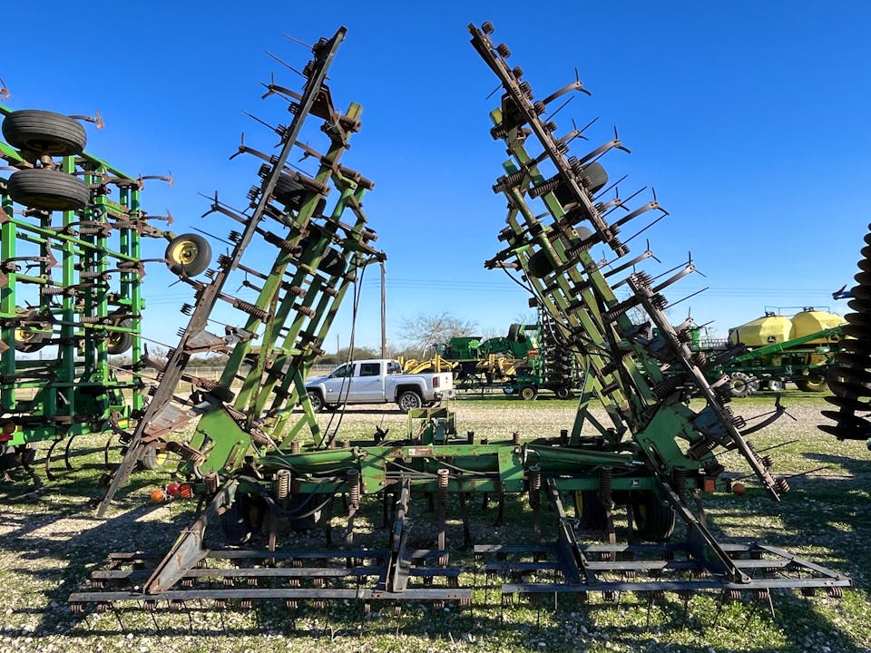 John Deere 980