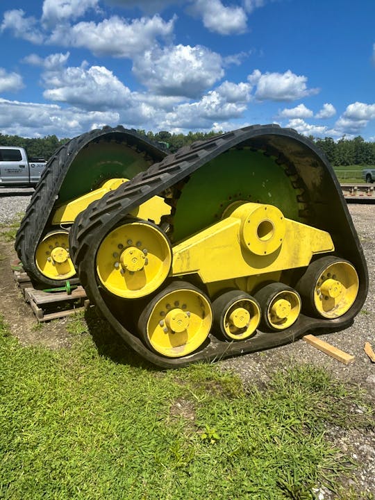 John Deere AXE40564 &565
