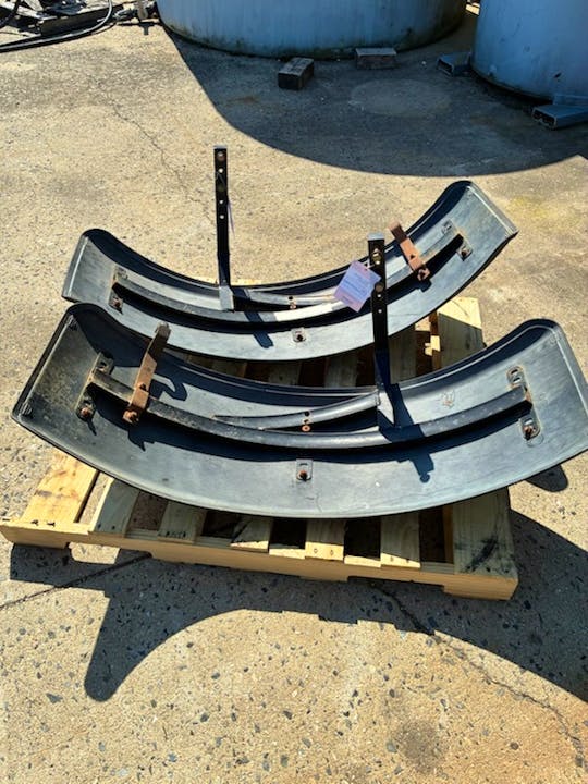John Deere BL16223 Front Fenders