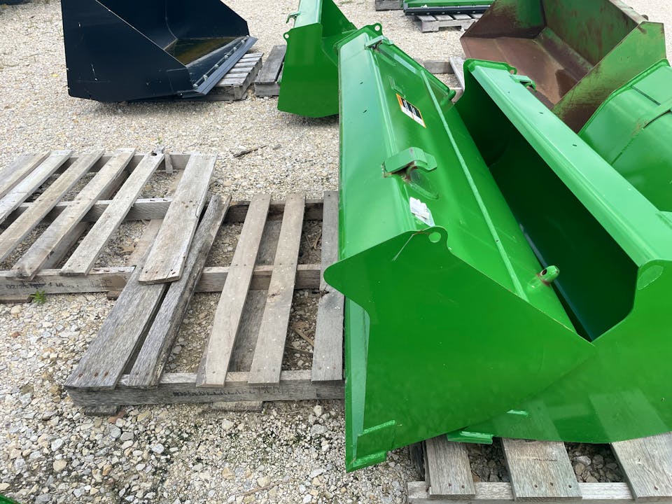 John Deere BW15863 61" BUCKET