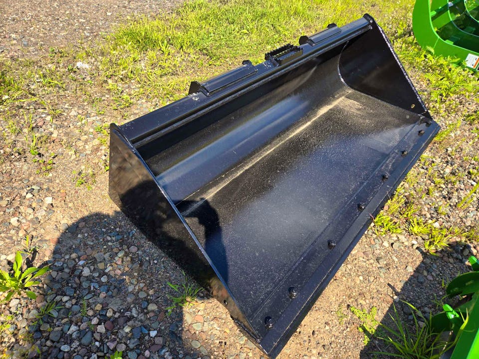 John Deere C78 BUCKET