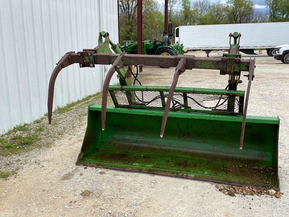 John Deere HAY GRAPPLE