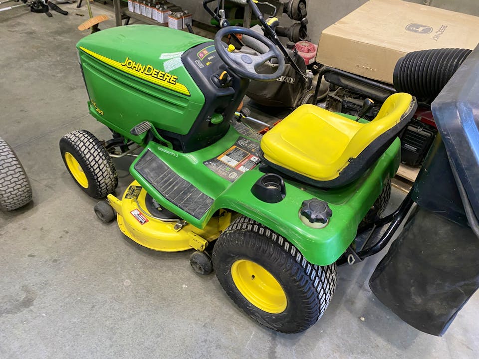 John Deere LX280