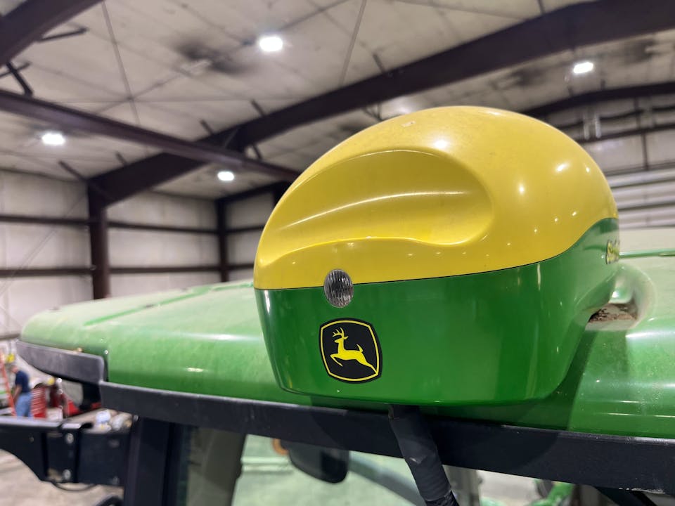 John Deere StarFire 6000