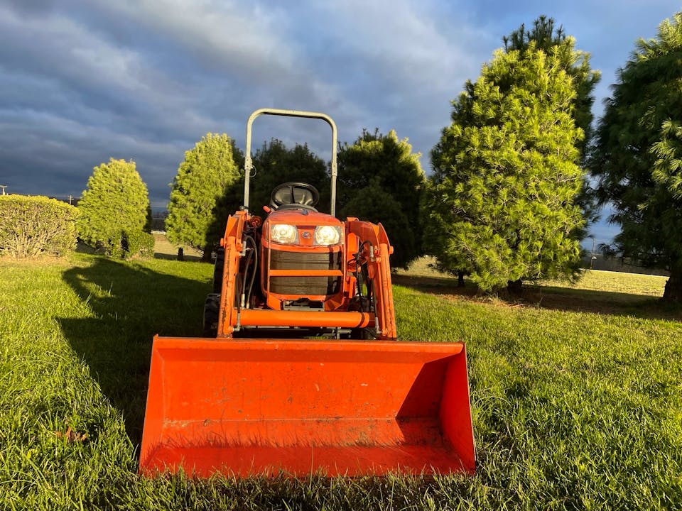 Kubota B2320