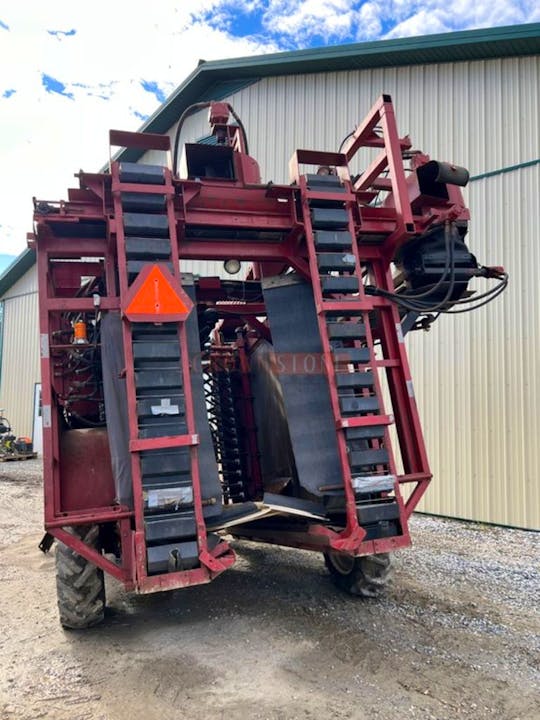 MECCA MECCA-NIZZED GRAPE HARVESTER