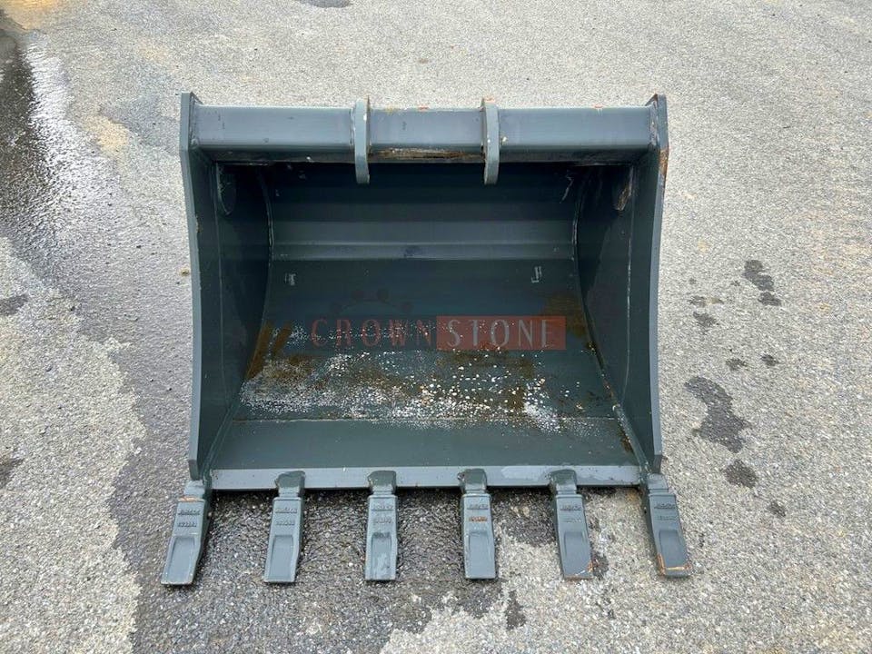 NA Attachments 36 In Heavy Duty Excavator Tooth (5HD36)