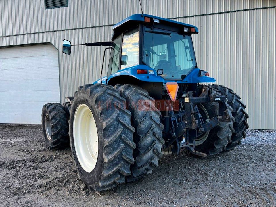 New Holland 8770