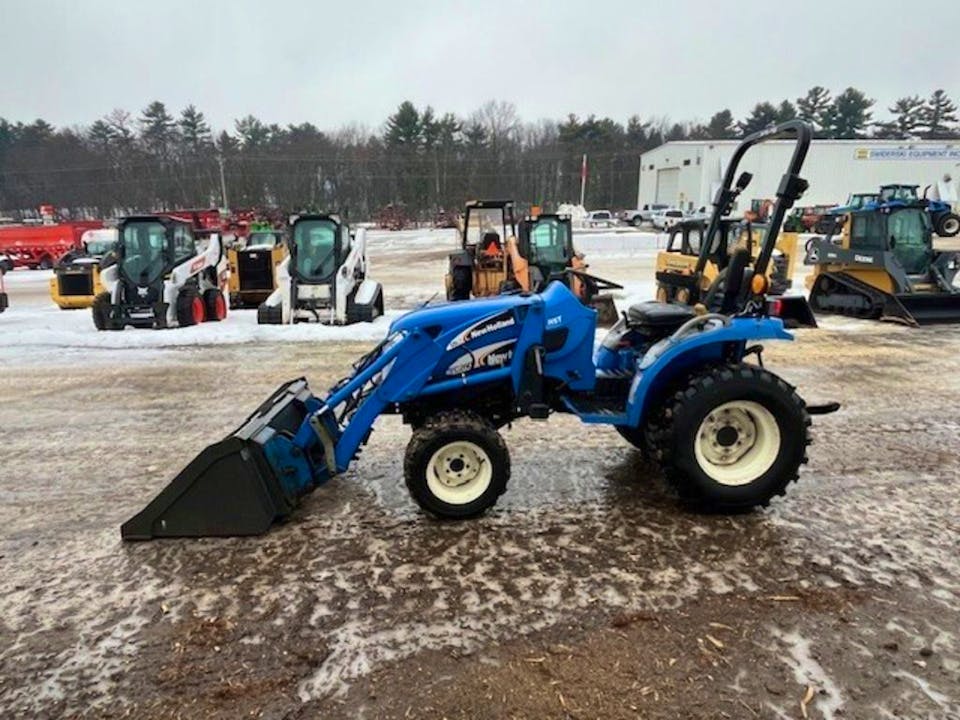 New Holland TC26DA