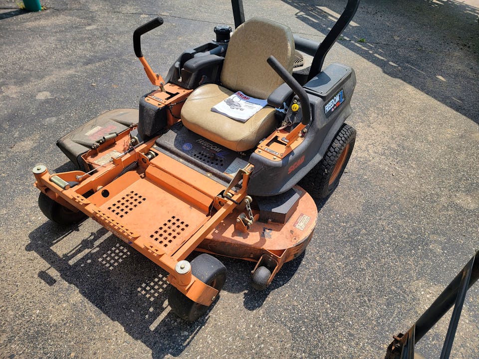 Scag STC52V-24FX