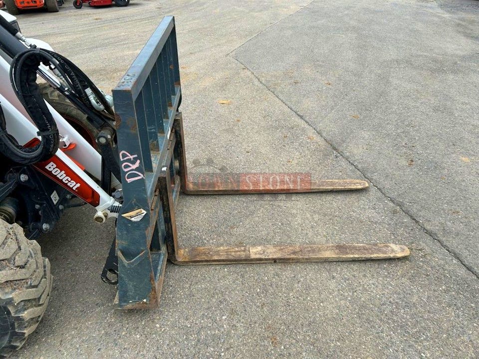 TAR RIVER MFG. 48" Pallet w/ Frame