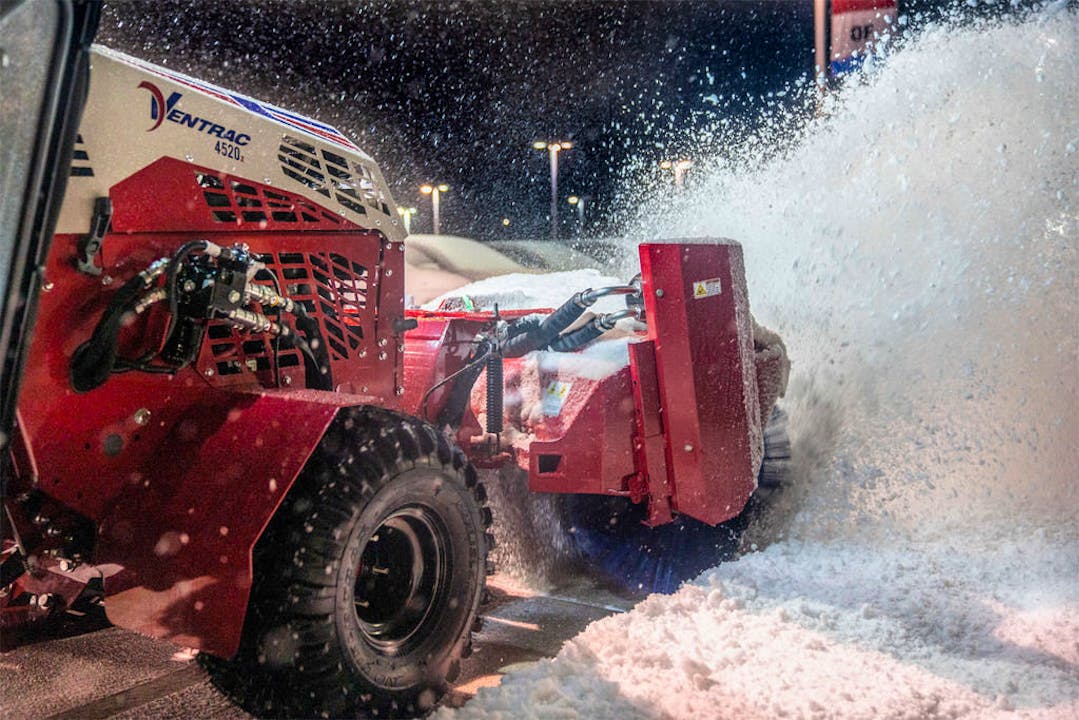 Ventrac KJ520 Broom (52")