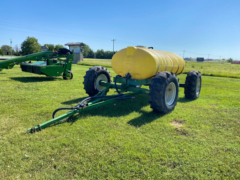 Yetter 1600 All-Steer