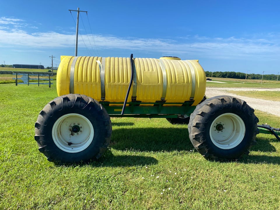 Yetter 1600 All-Steer