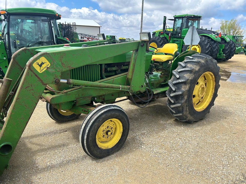 John Deere 1120