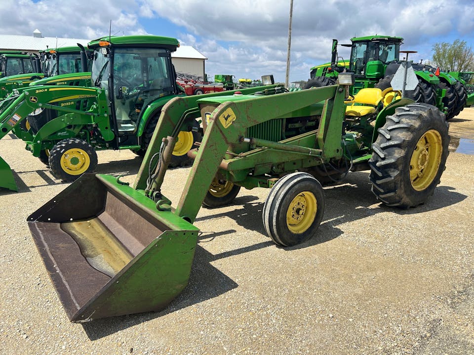 John Deere 1120