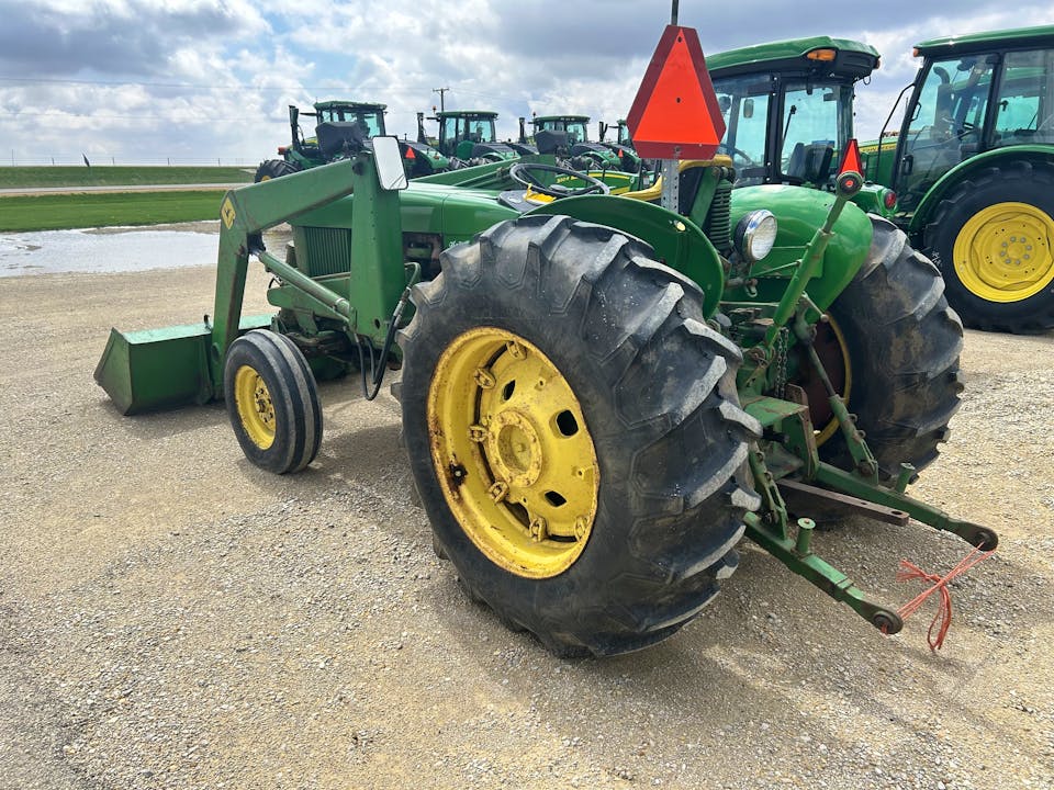 John Deere 1120