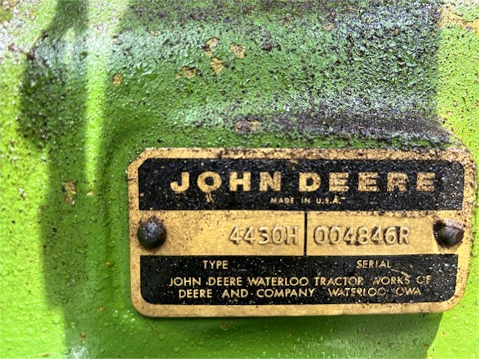 John Deere 4430
